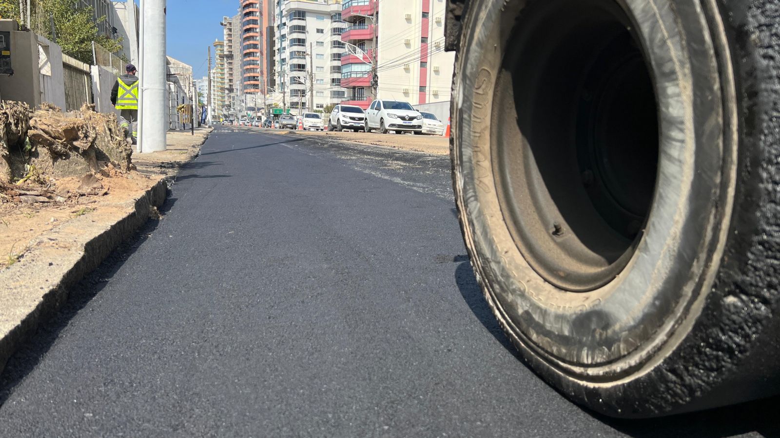 CASAN avança com redes coletoras na Avenida Nereu Ramos em Balneário Piçarras